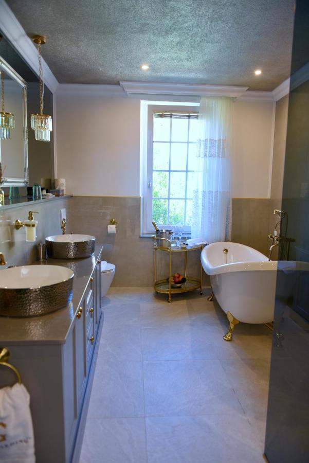 Villa Giardino Heritage Boutique Hotel Bol Exteriér fotografie