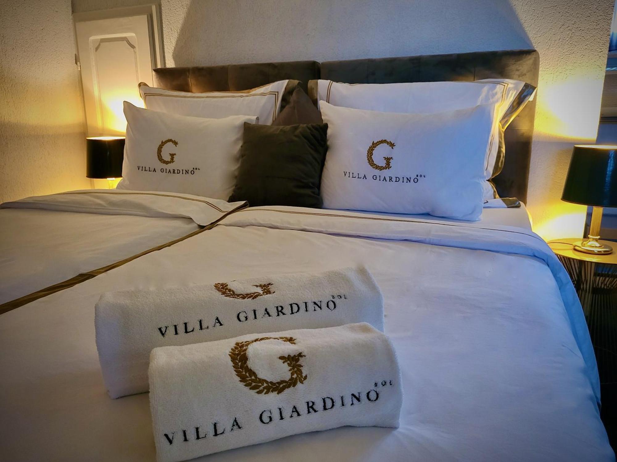 Villa Giardino Heritage Boutique Hotel Bol Pokoj fotografie