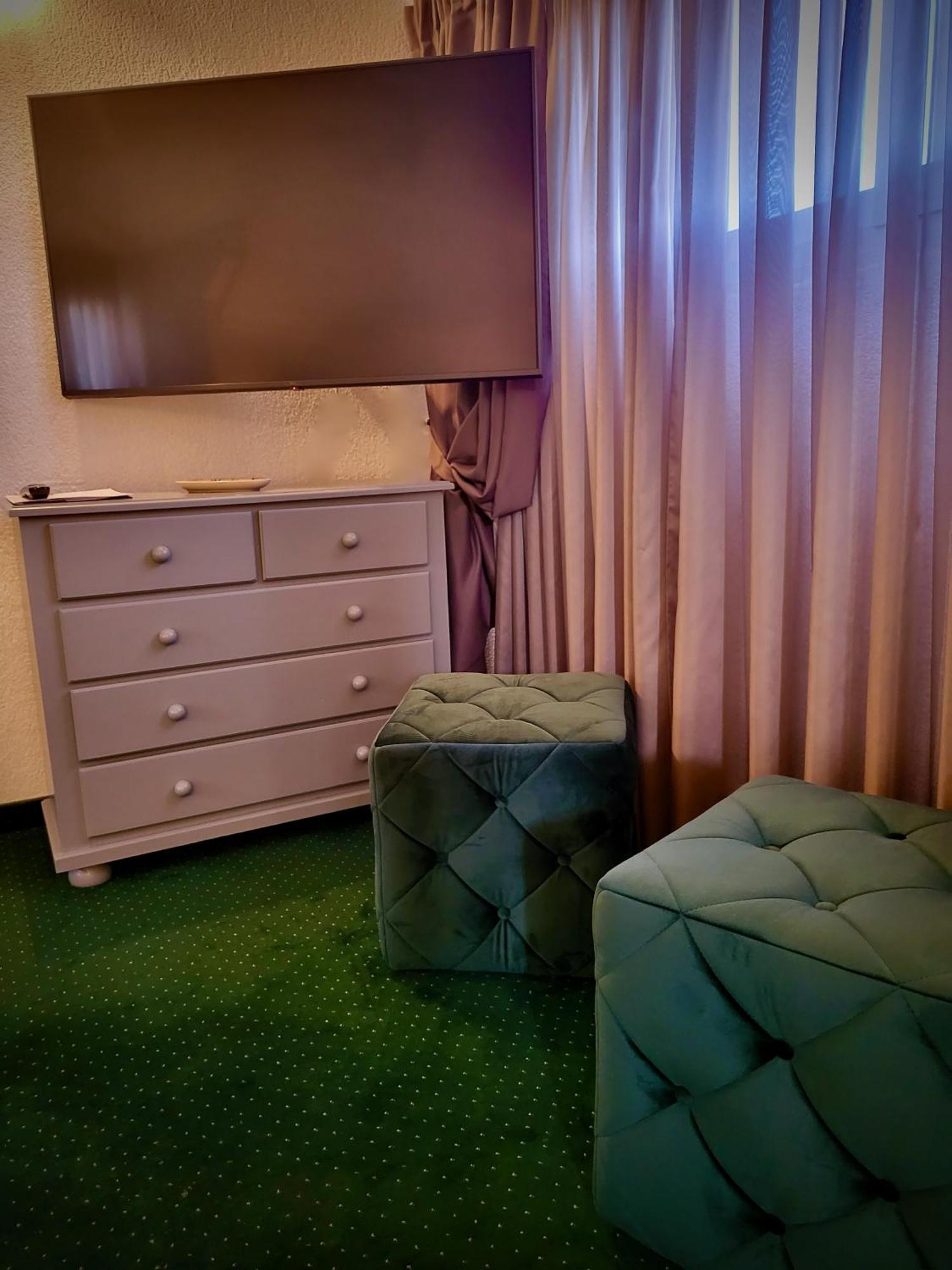 Villa Giardino Heritage Boutique Hotel Bol Pokoj fotografie