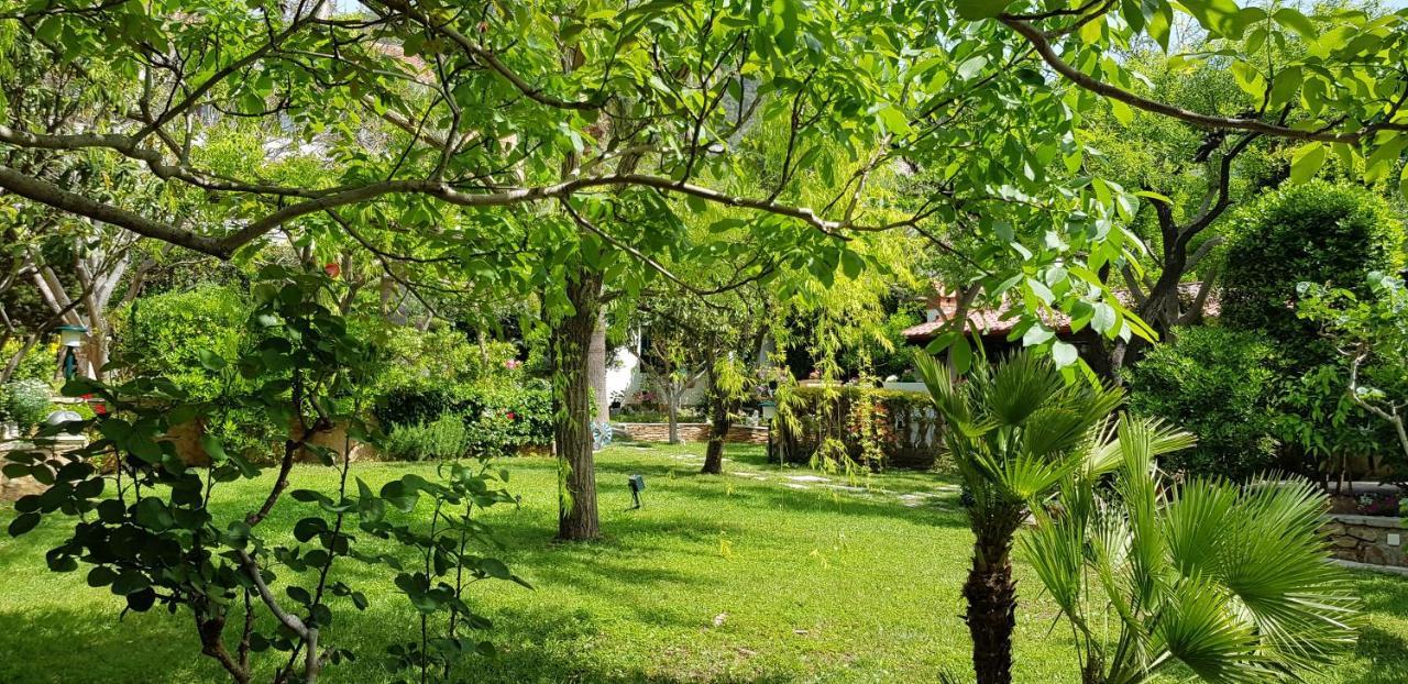 Villa Giardino Heritage Boutique Hotel Bol Exteriér fotografie